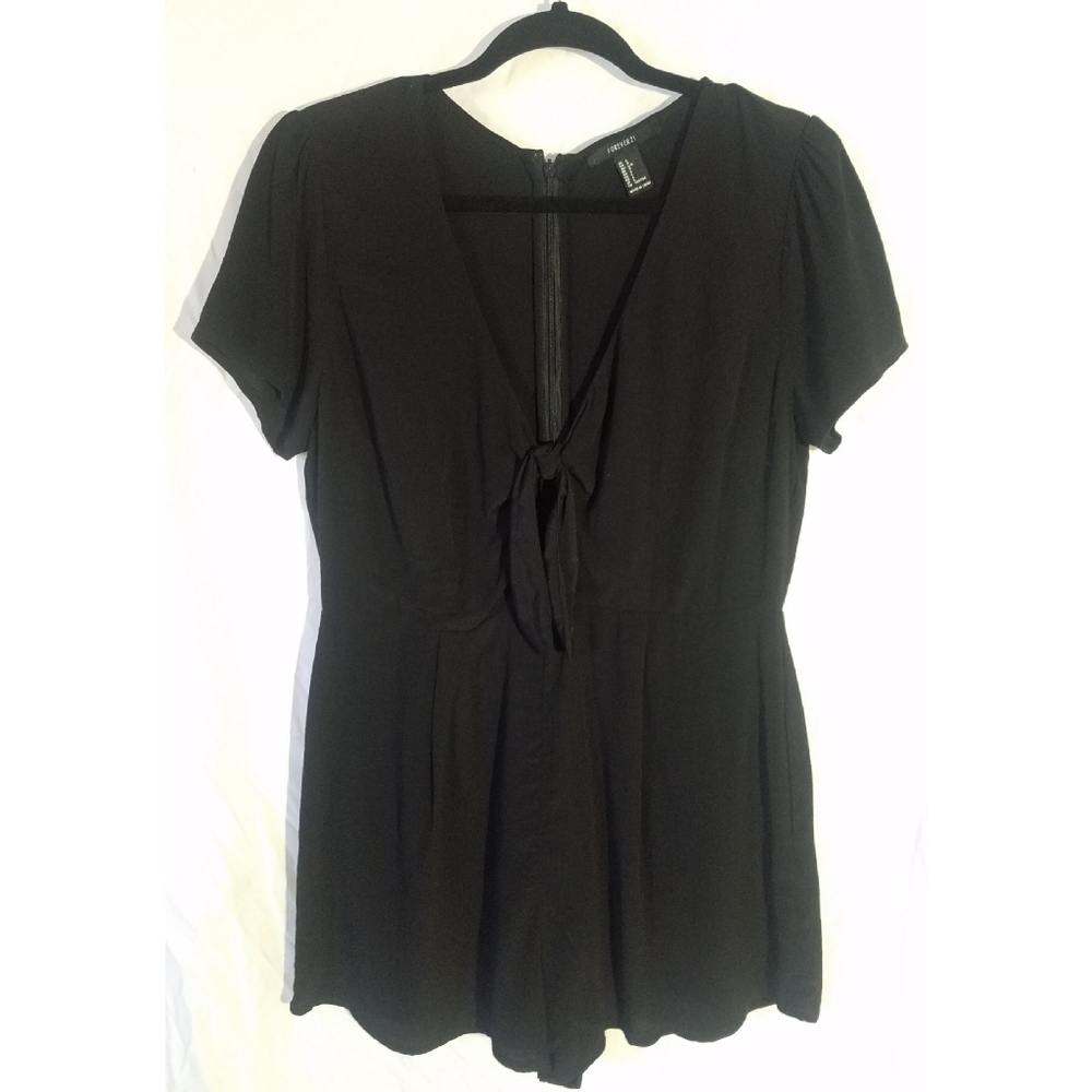 Forever 21 Black Romper Size L NWOT